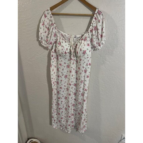 No Boundaries Plus Size Milkmaid Floral Puff Sleeved Midi Dress - Picture 3 of 11